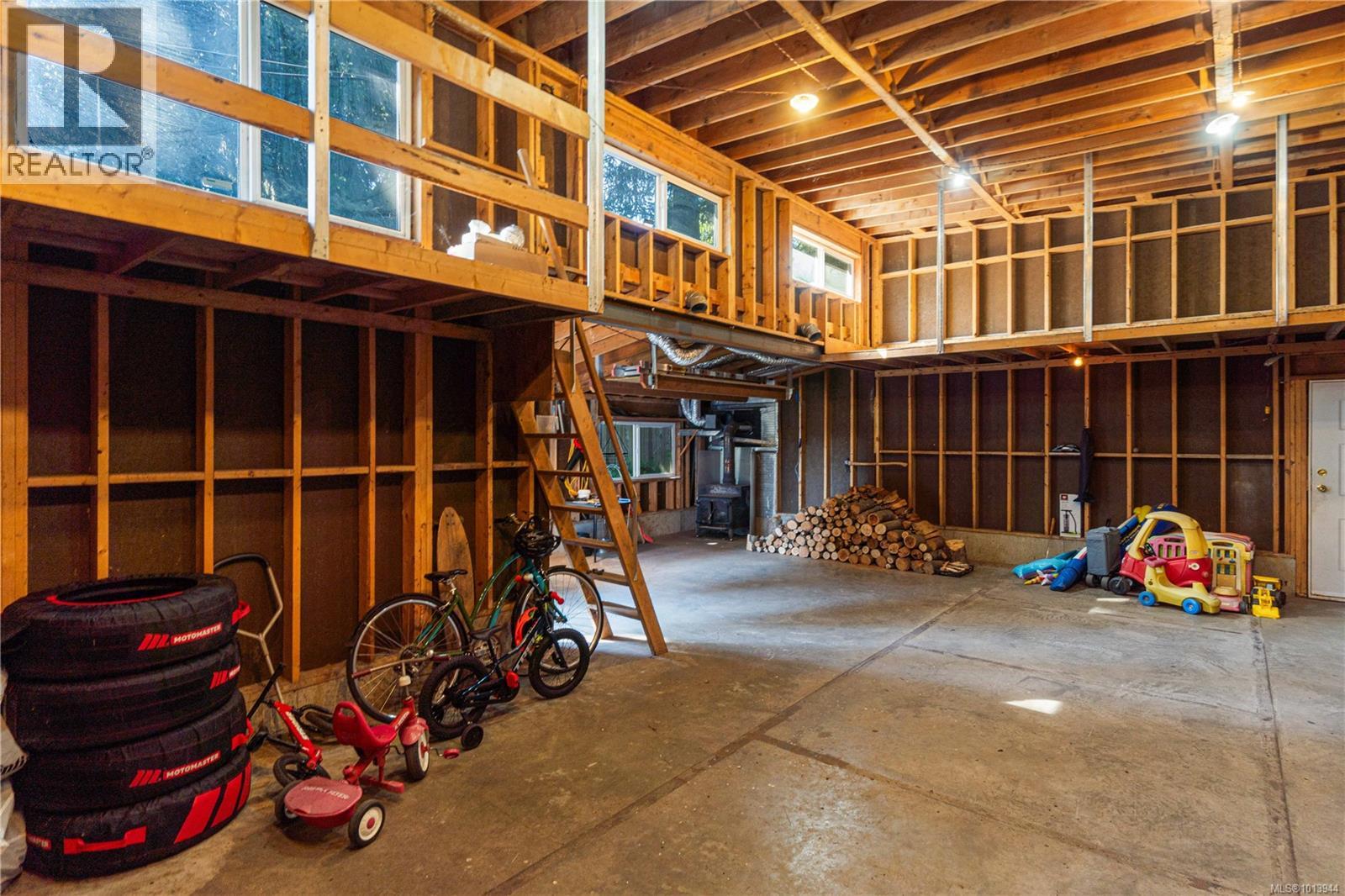 1227 Marina Way, Nanoose Bay