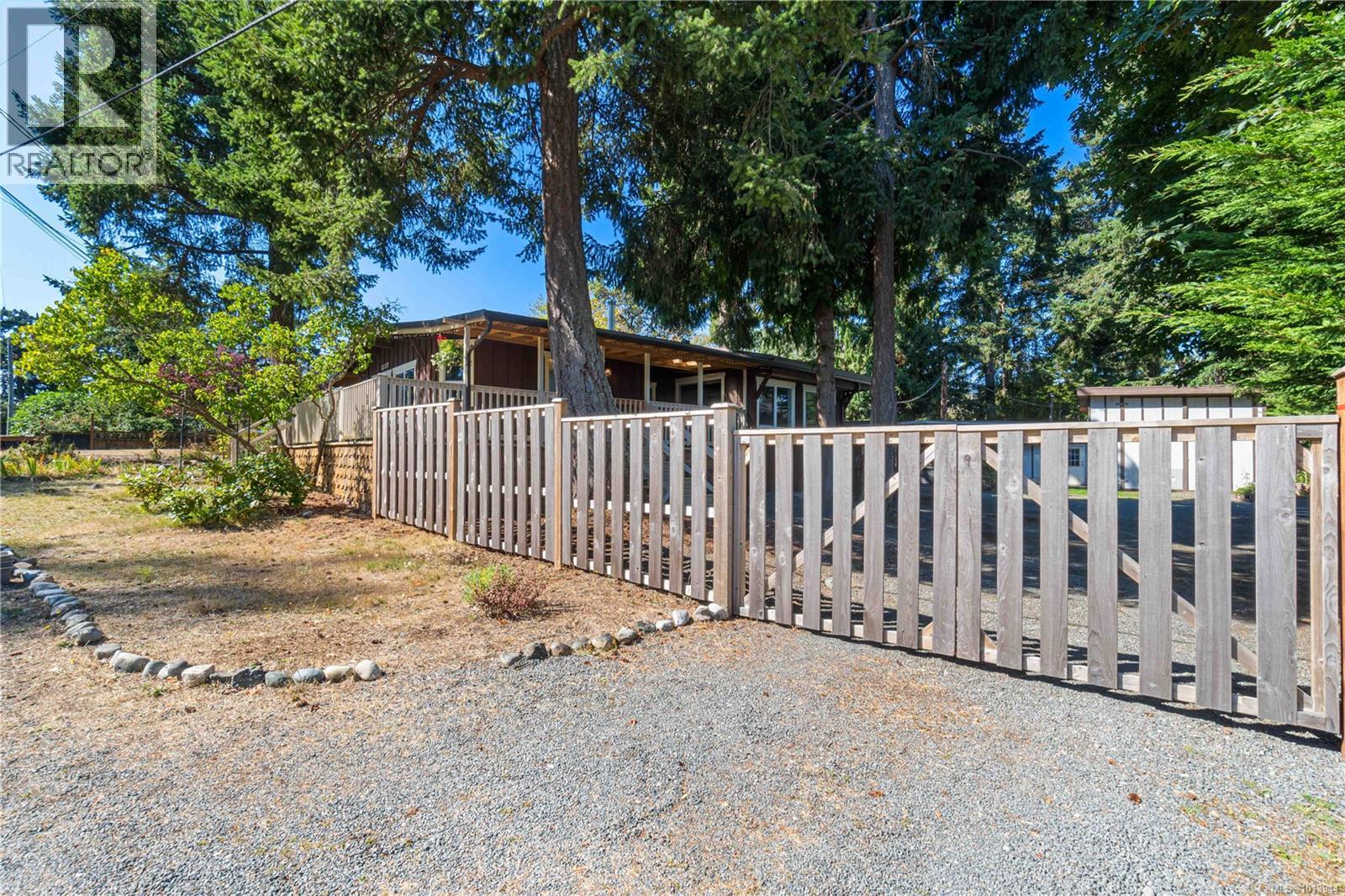1227 Marina Way, Nanoose Bay