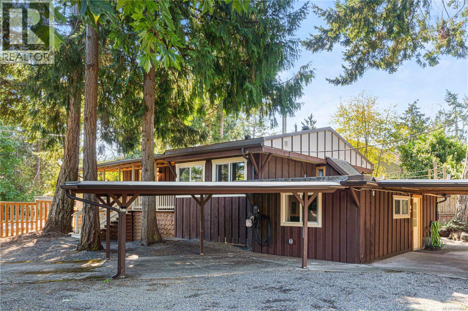 1227 Marina Way, Nanoose Bay