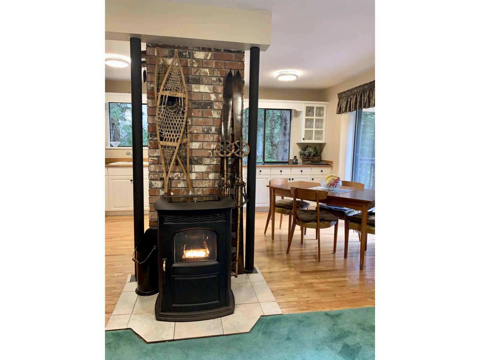 14580 CHALET CRESCENT, Sunshine Valley, Sunshine Valley