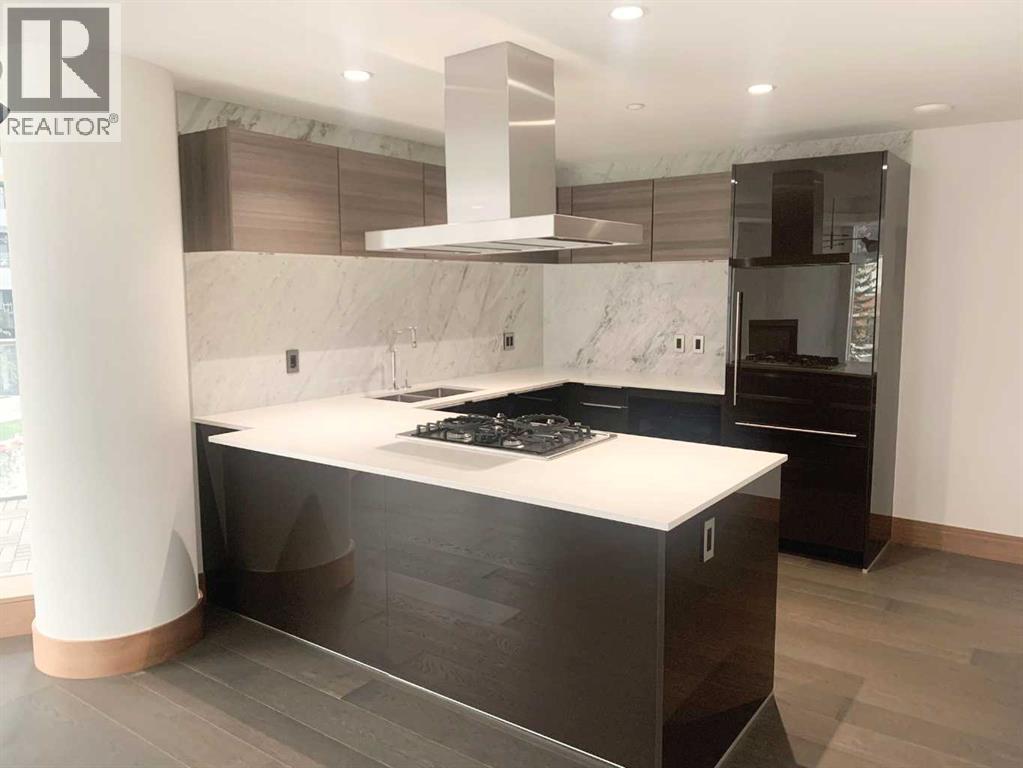 Single Family House for Sale in    Avenue SW Eau Claire Calgary 