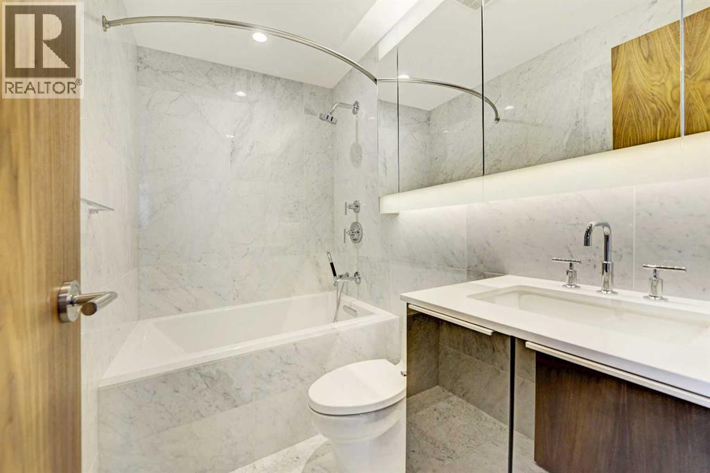 Single Family House for Sale in    Avenue SW Eau Claire Calgary 