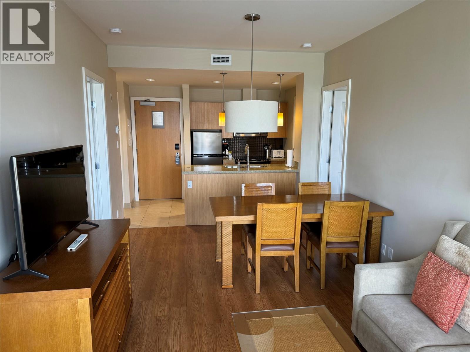 15 PARK Place Unit# 405, Osoyoos
