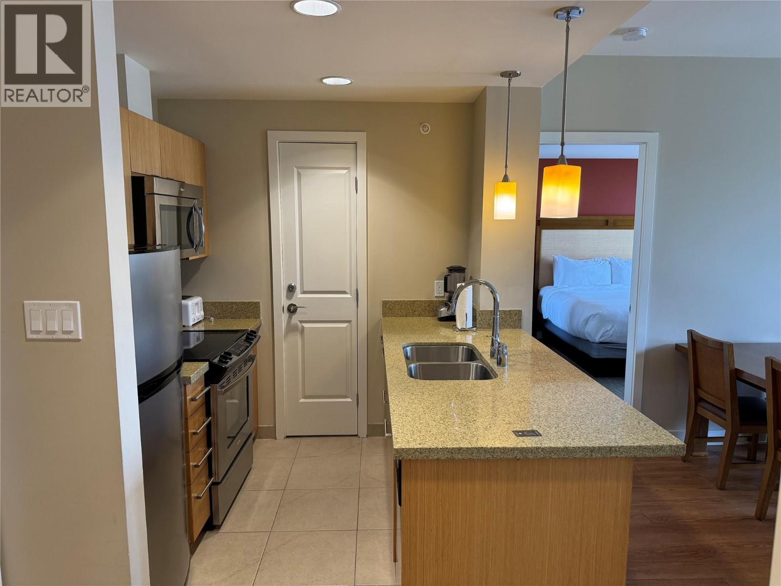 15 PARK Place Unit# 405, Osoyoos