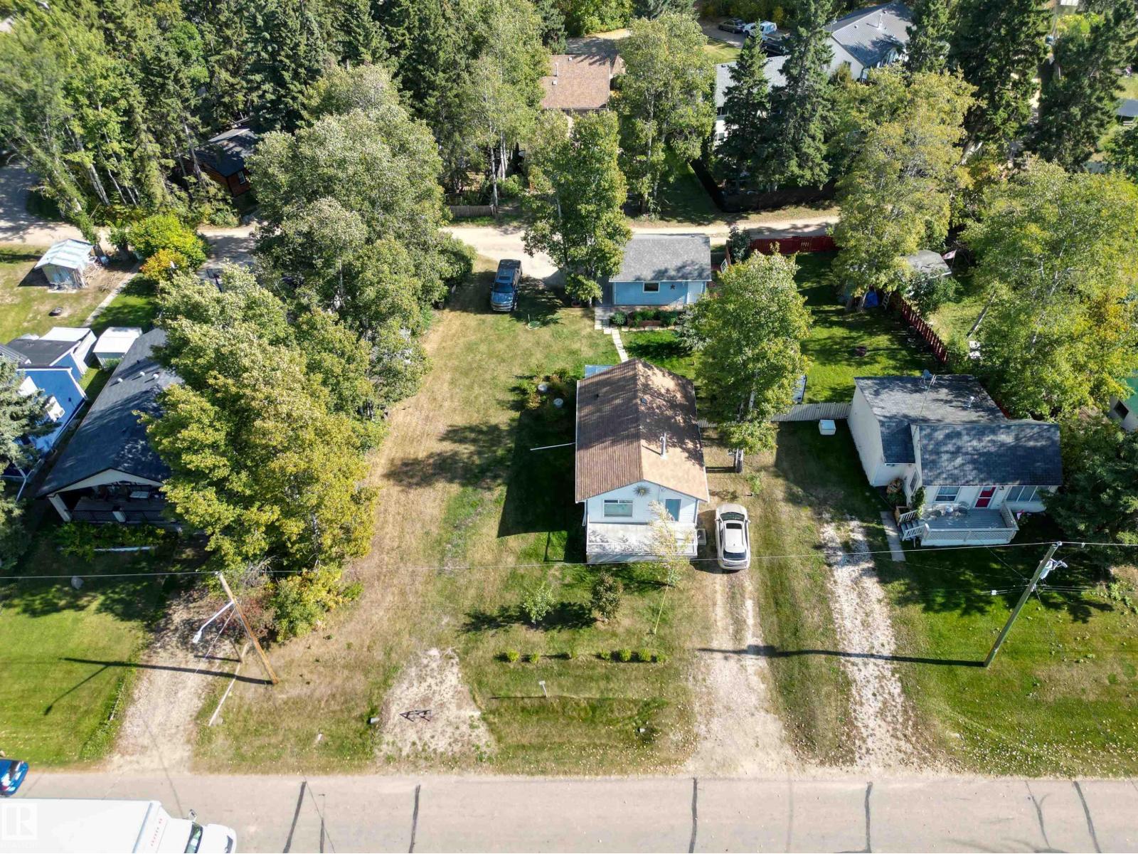 514 & 515 LAKESIDE DR, Rural Parkland County