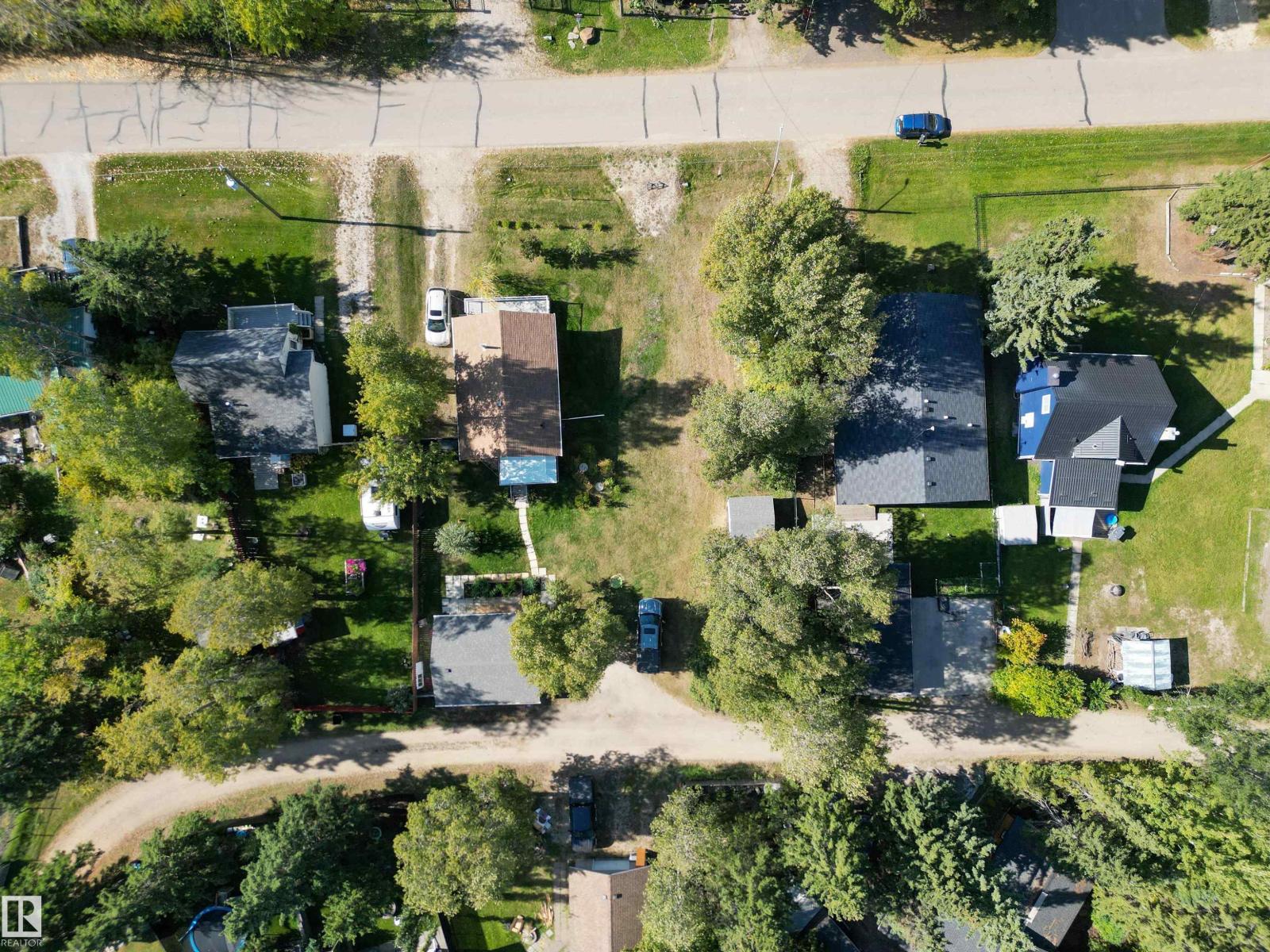 514 & 515 LAKESIDE DR, Rural Parkland County