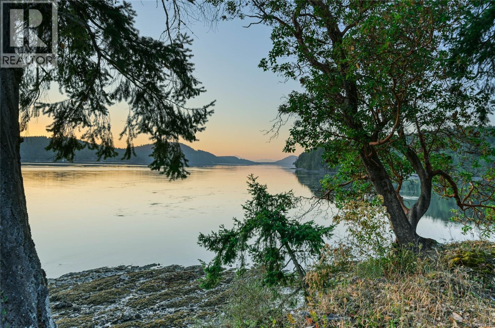  3200 Clam Bay Road, Pender Island