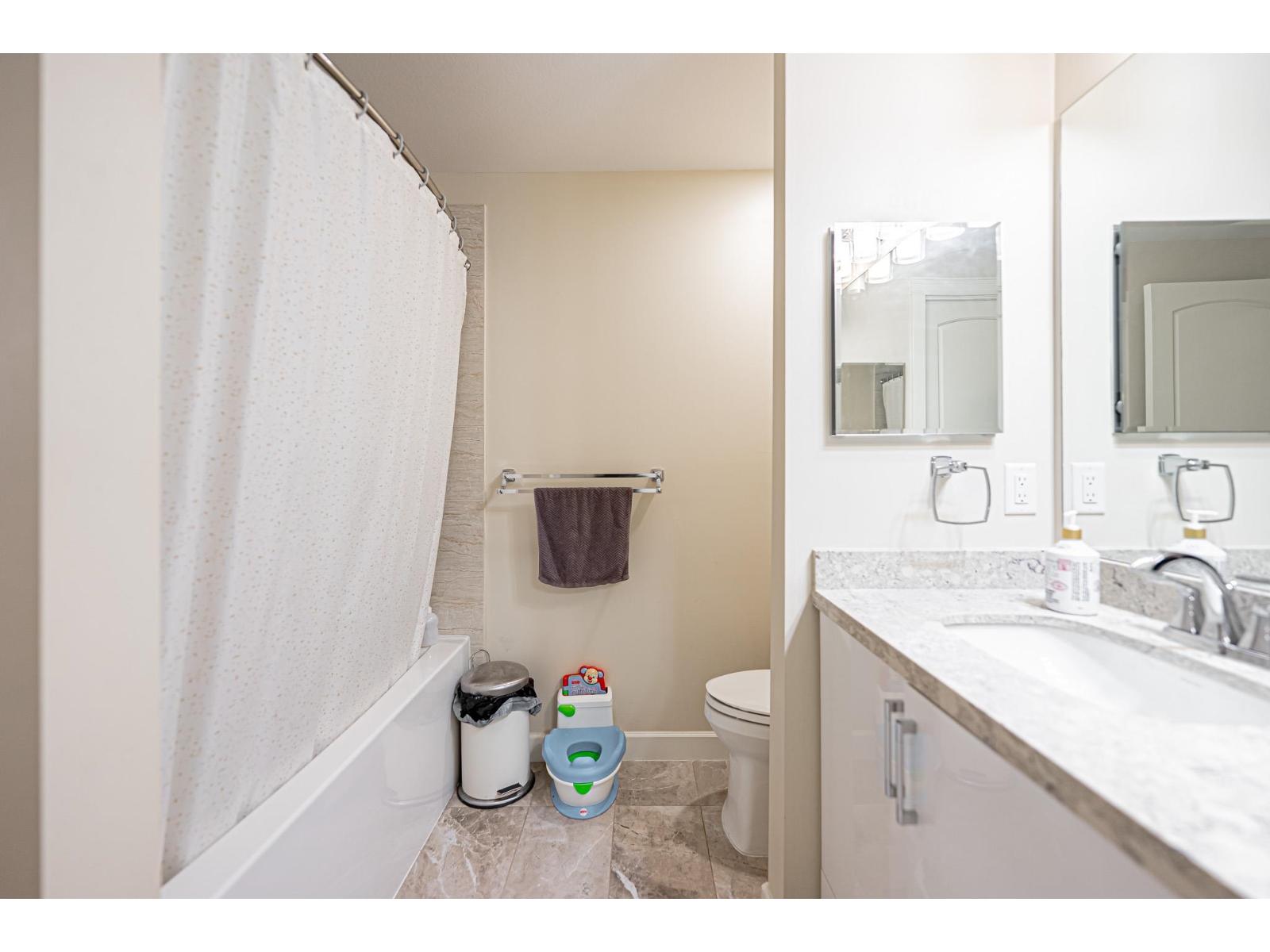 101 8561 203A STREET, Langley