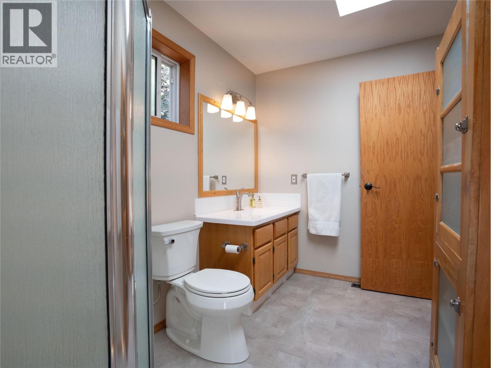 101 McGowan Road, Oliver