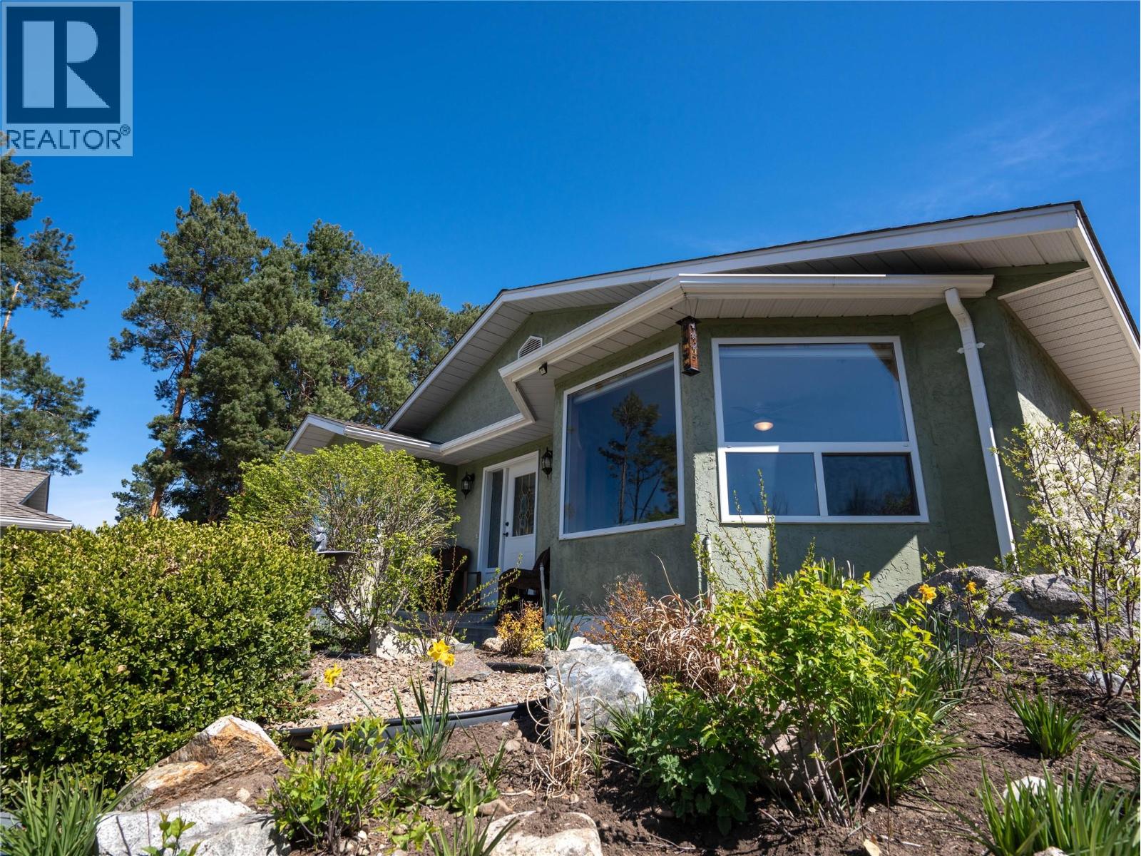 101 McGowan Road, Oliver