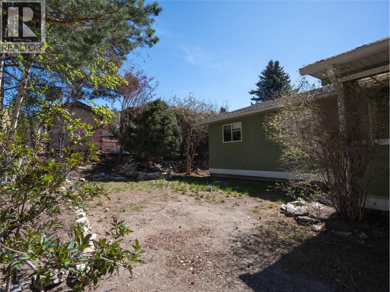 101 McGowan Road, Oliver