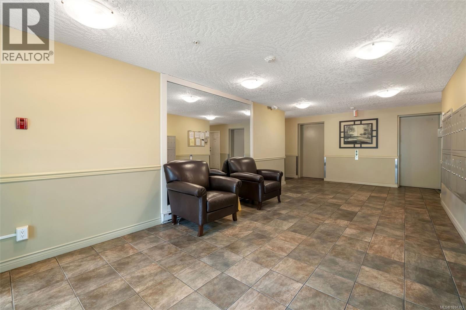 203 535 Manchester Road, Victoria