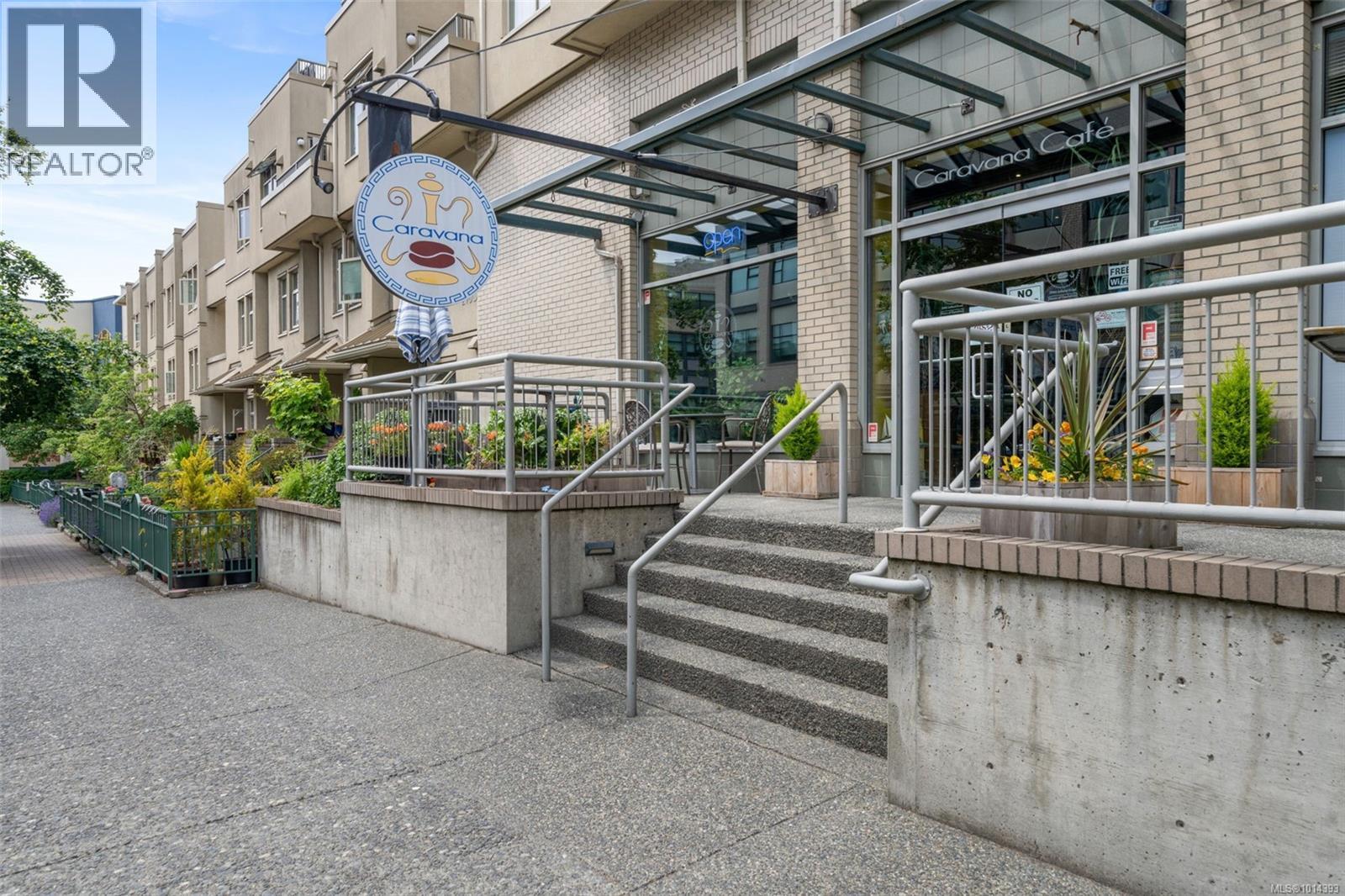 203 535 Manchester Road, Victoria