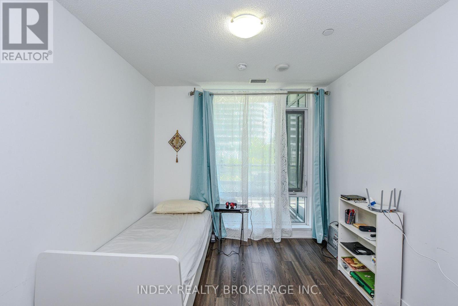 #103 2560 EGLINTON AVENUE - 13