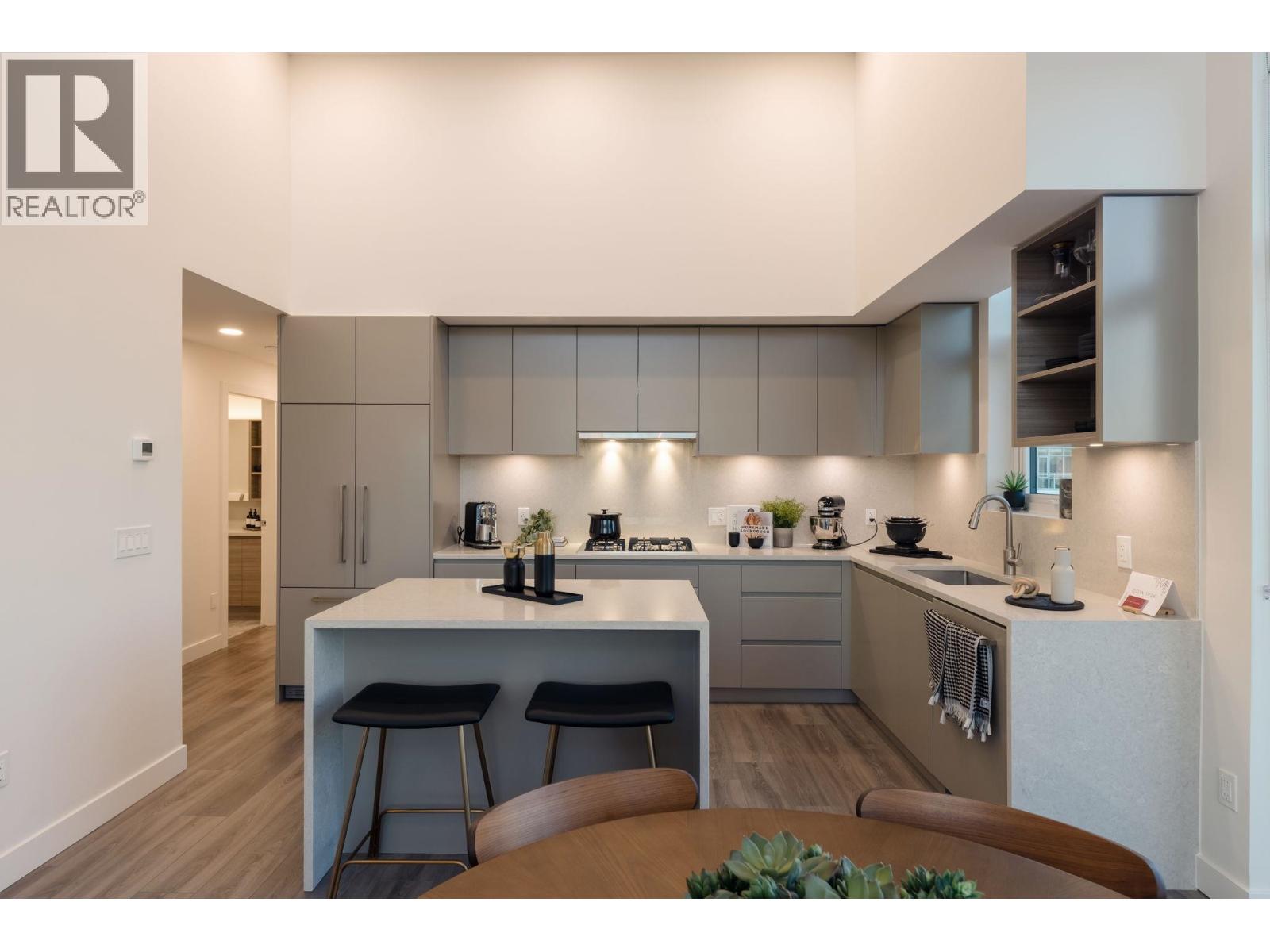 2201 4433 ALASKA STREET, Burnaby