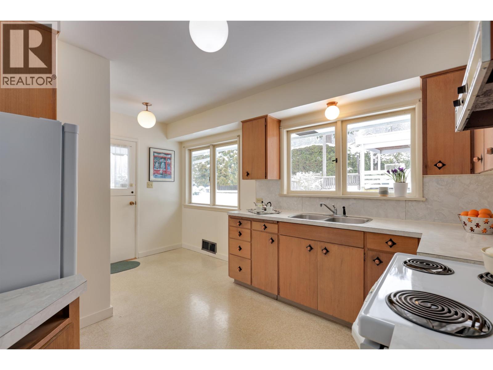 1165 LAWSON AVENUE, West Vancouver