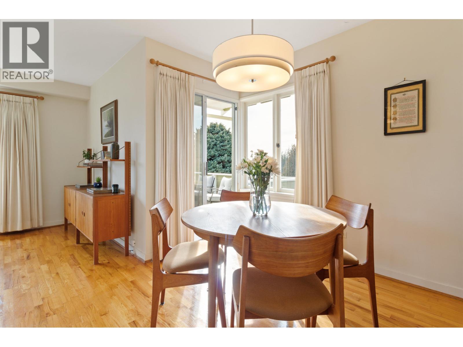 1165 LAWSON AVENUE, West Vancouver