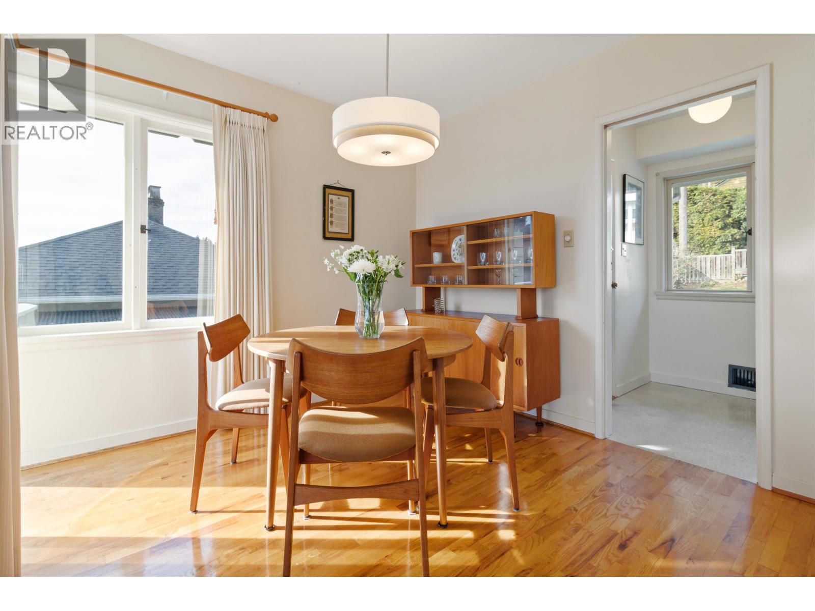 1165 LAWSON AVENUE, West Vancouver