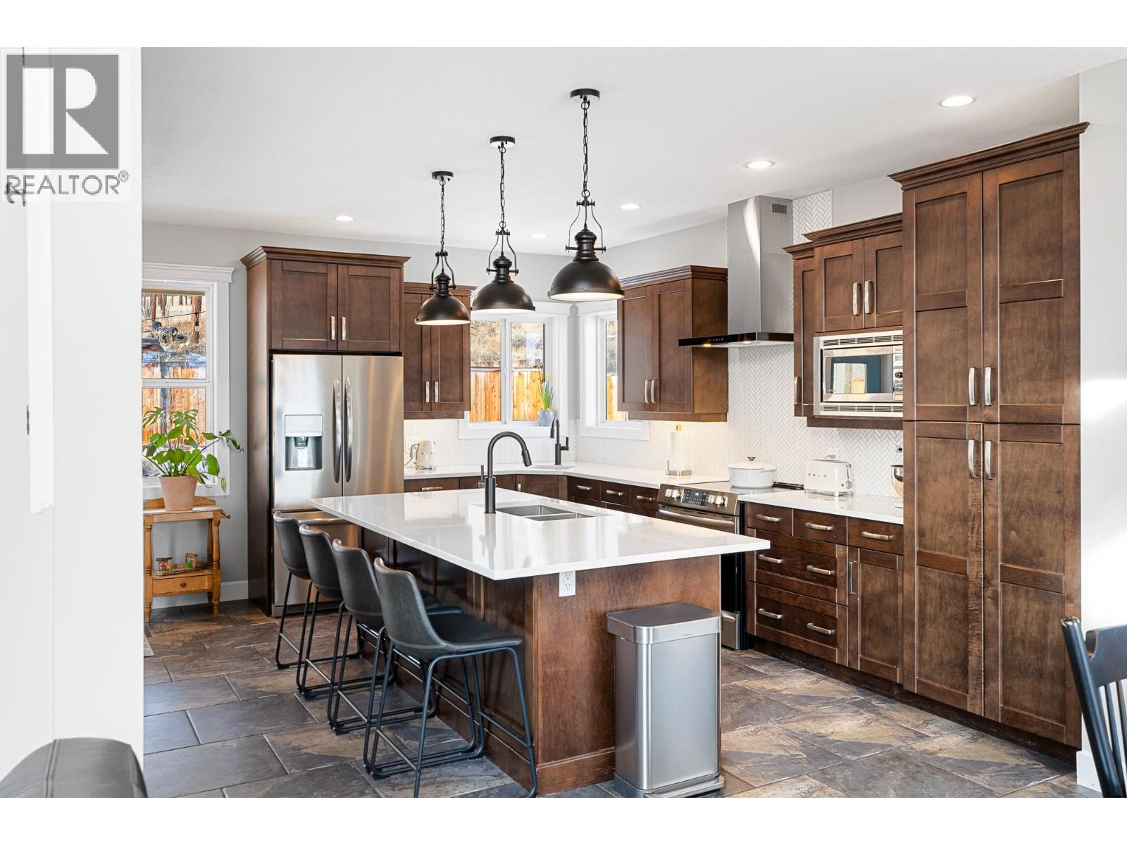 2501 Bremner Avenue, Merritt