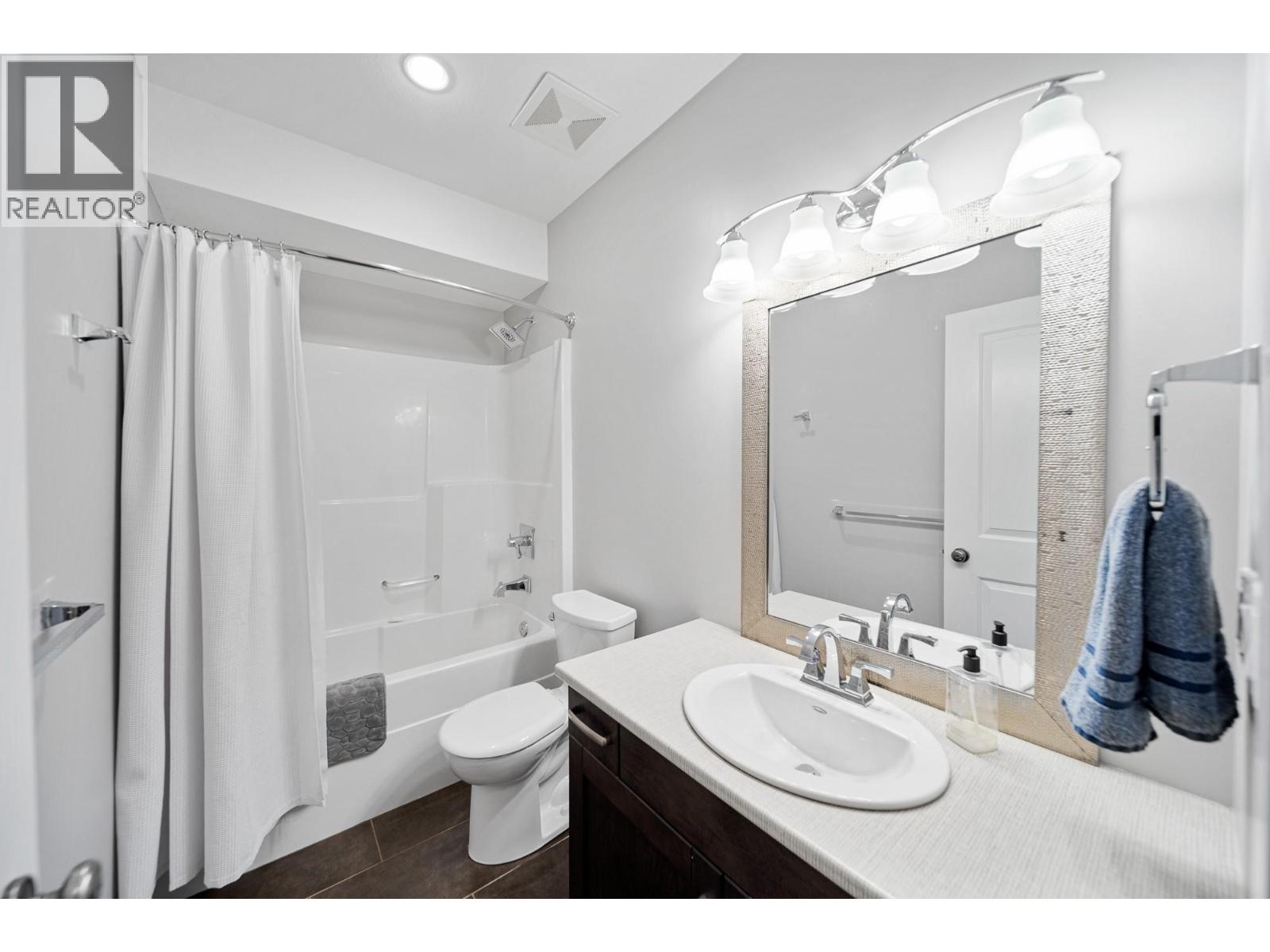 2501 Bremner Avenue, Merritt