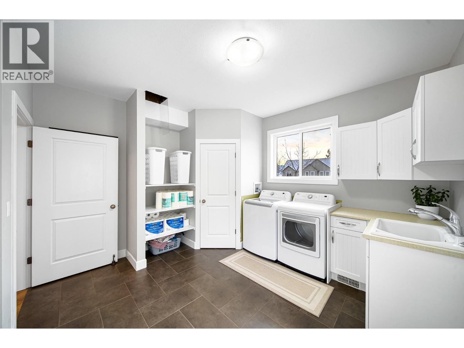 2501 Bremner Avenue, Merritt