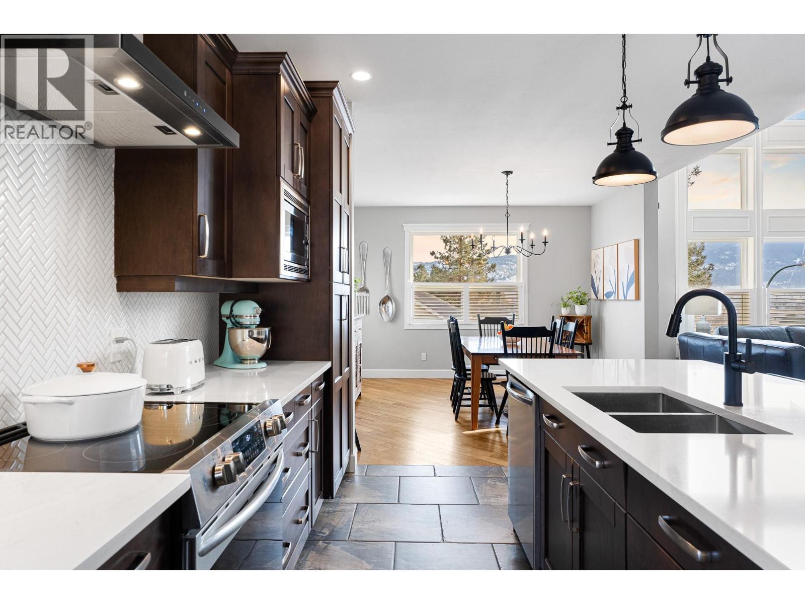 2501 Bremner Avenue, Merritt