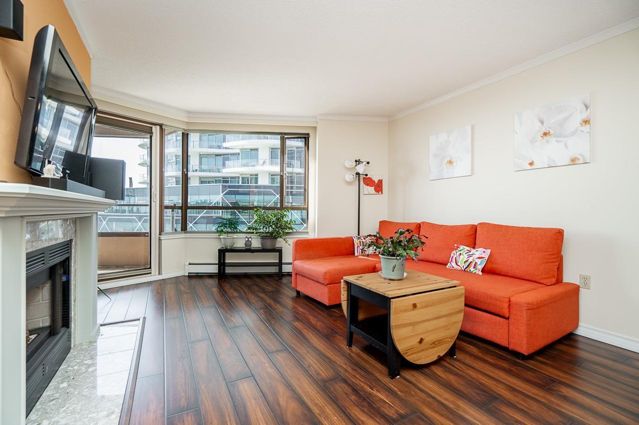 502 15111 RUSSELL AVENUE, White Rock