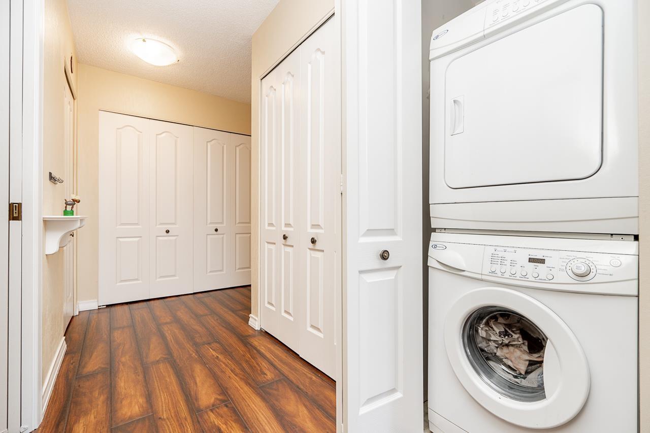 502 15111 RUSSELL AVENUE, White Rock