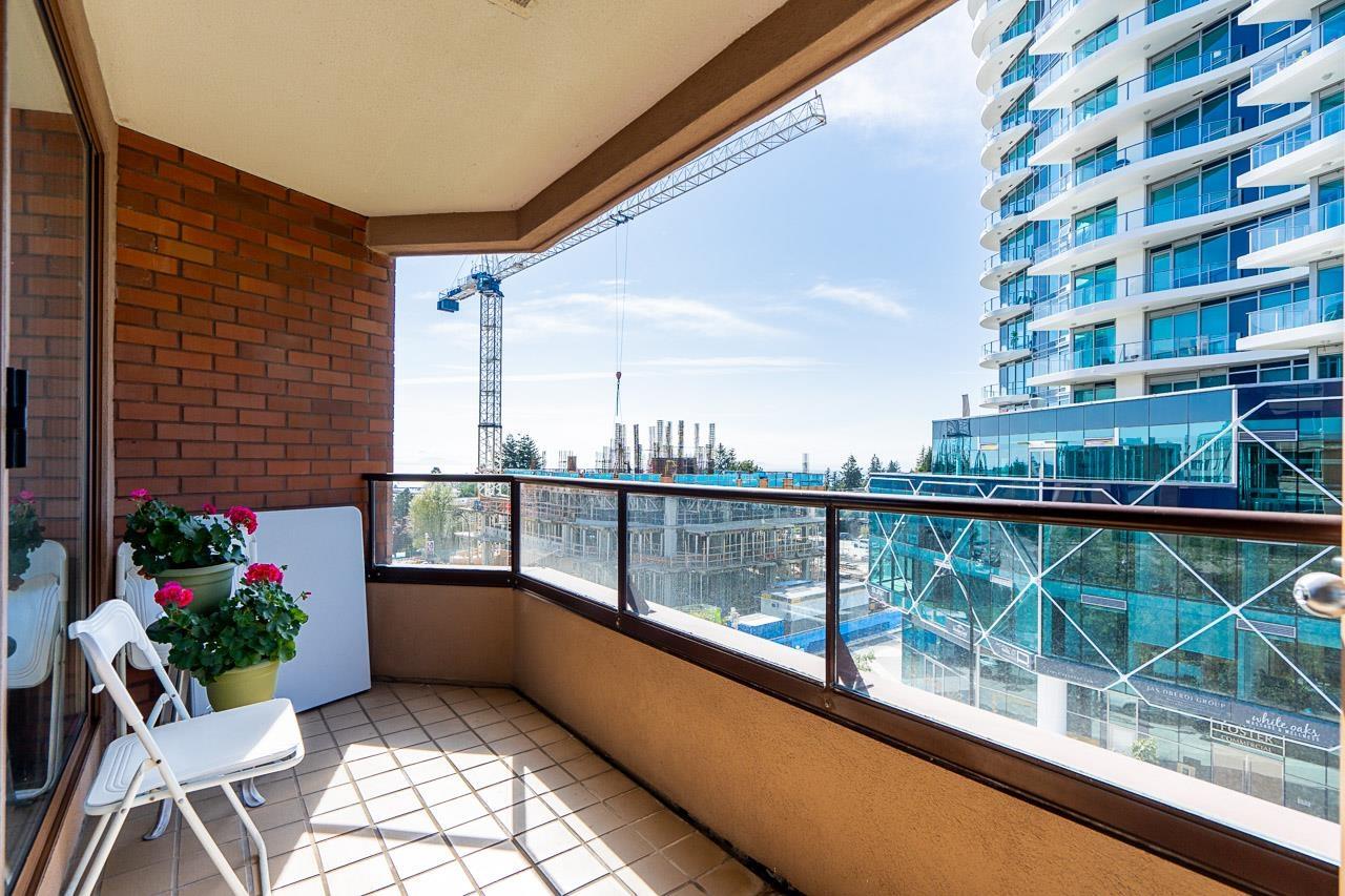 502 15111 RUSSELL AVENUE, White Rock