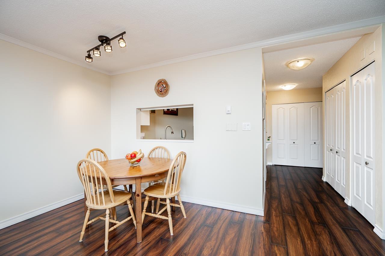 502 15111 RUSSELL AVENUE, White Rock