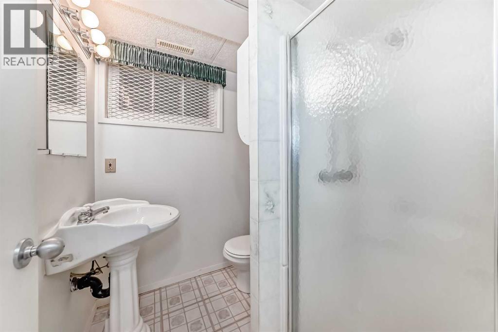 Single Family House Bungalow for Sale in   Avenue NE Renfrew Calgary 