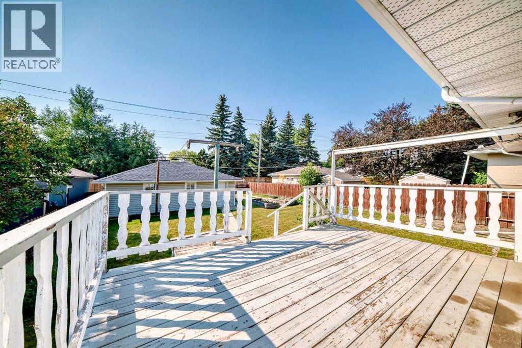 Single Family House Bungalow for Sale in   Avenue NE Renfrew Calgary 