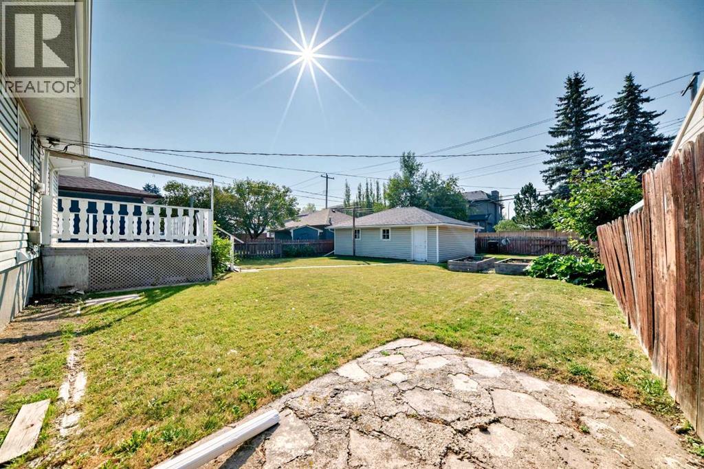 Single Family House Bungalow for Sale in   Avenue NE Renfrew Calgary 