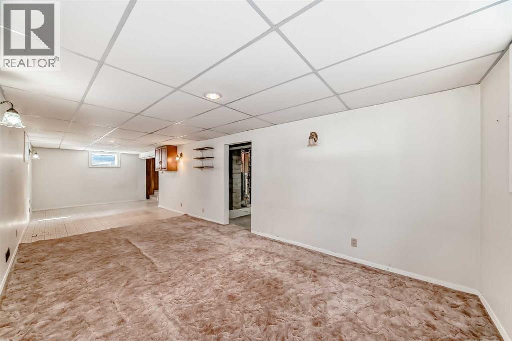Single Family House Bungalow for Sale in   Avenue NE Renfrew Calgary 