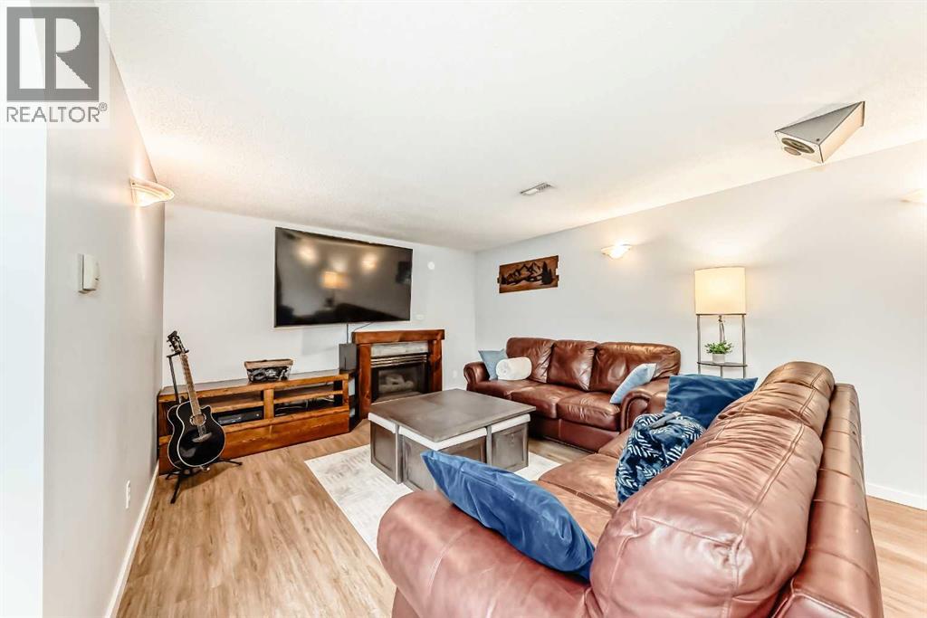 Single Family House Bungalow for Sale in  Abadan Crescent NE Abbeydale Calgary 