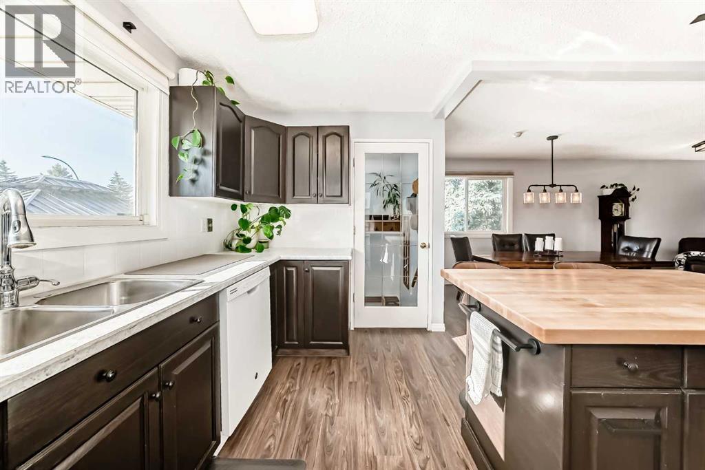 Single Family House Bungalow for Sale in  Abadan Crescent NE Abbeydale Calgary 