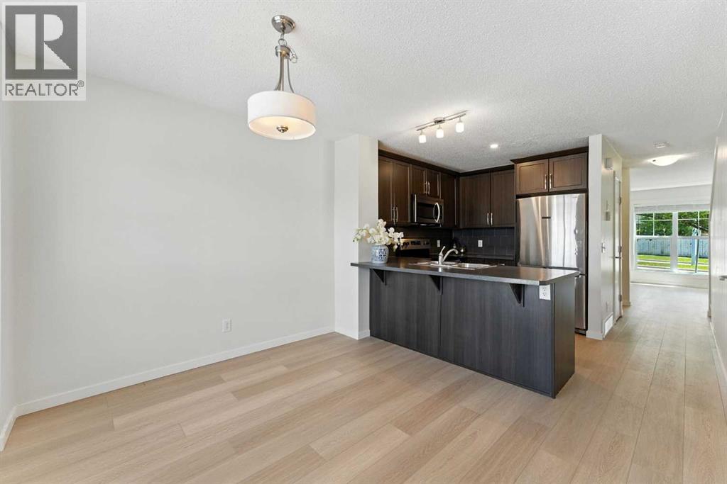 101 Sunset Drive, Cochrane