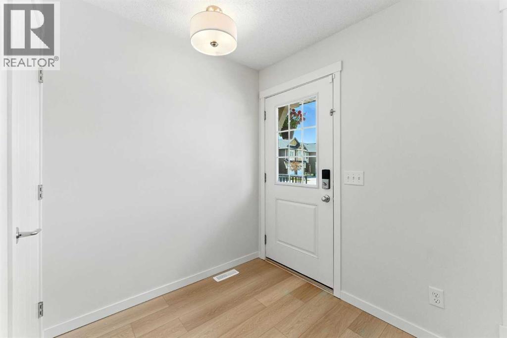 101 Sunset Drive, Cochrane