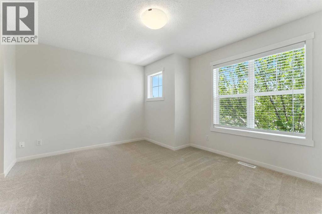 101 Sunset Drive, Cochrane