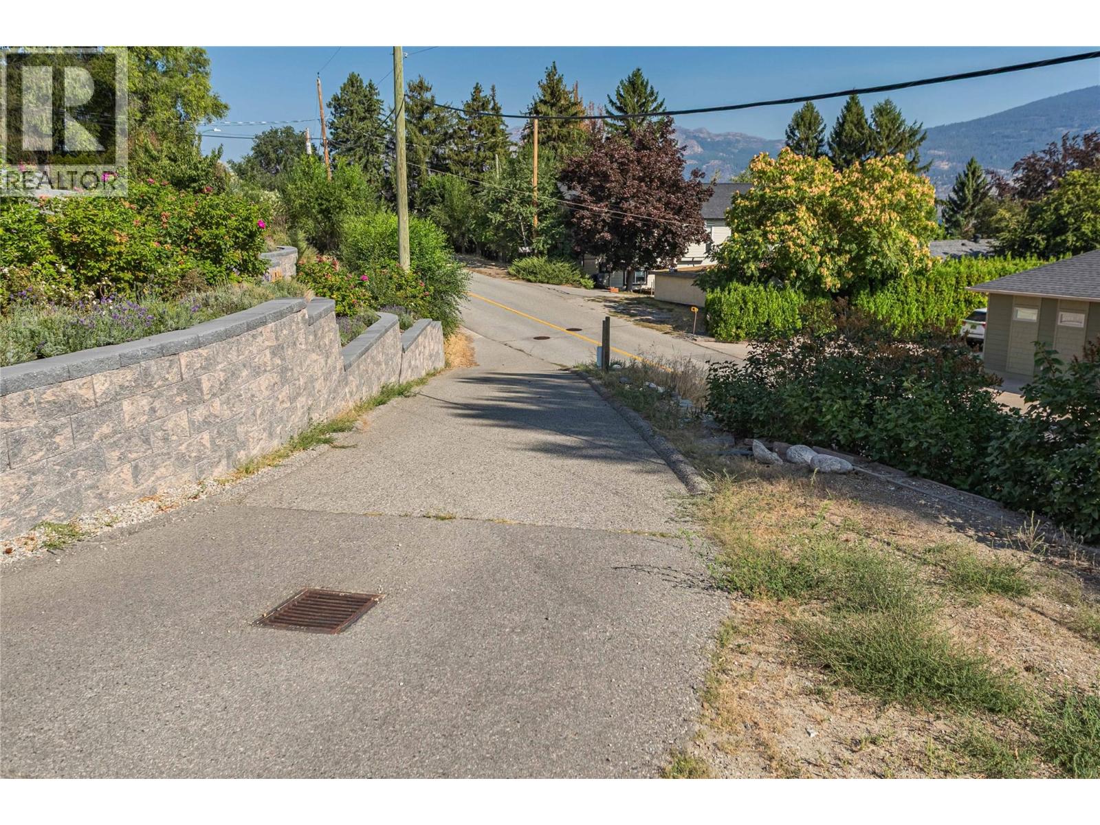  5493 SOLLY Road, Summerland