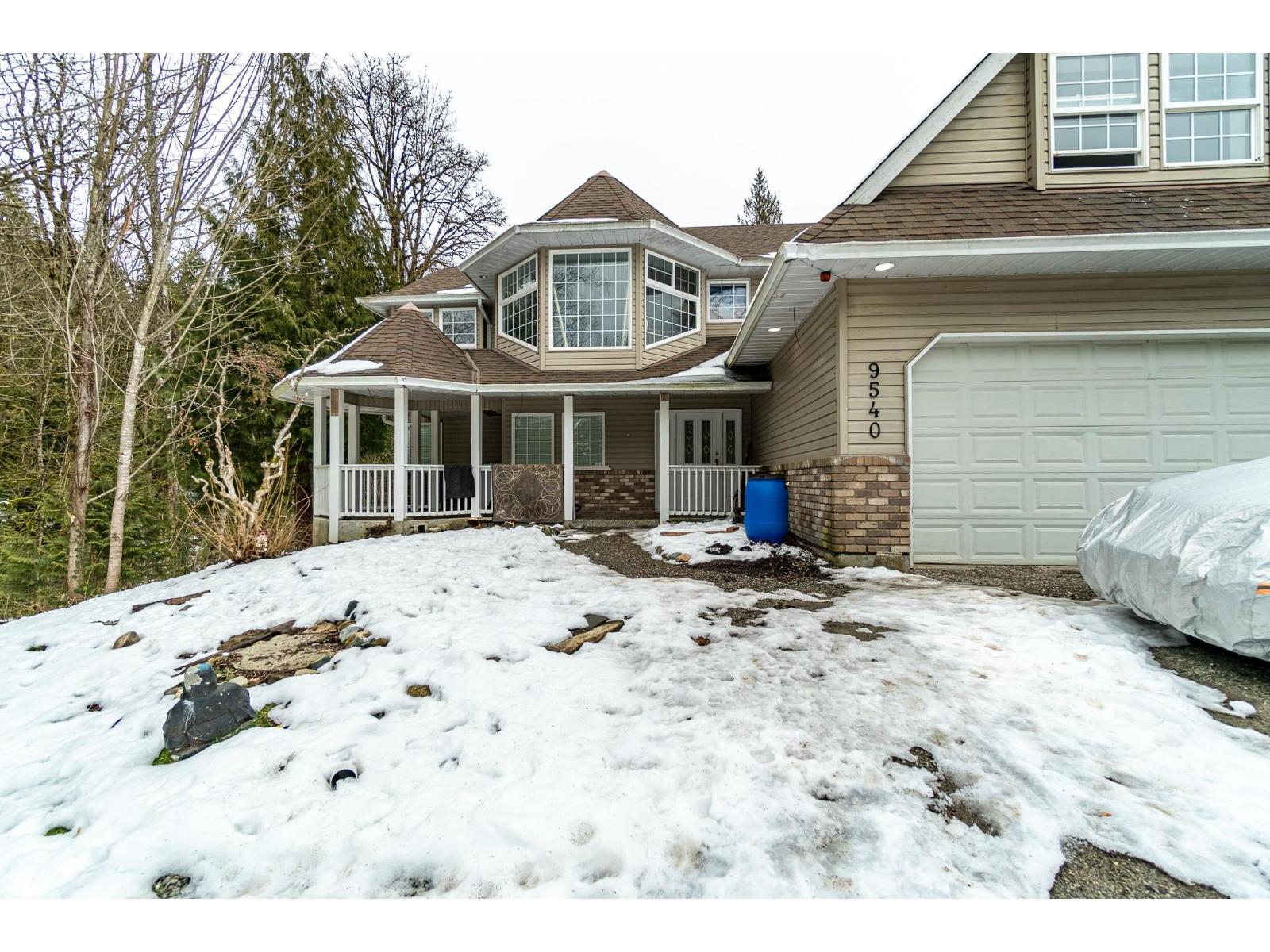 9540 WOODWARD STREET, Mission