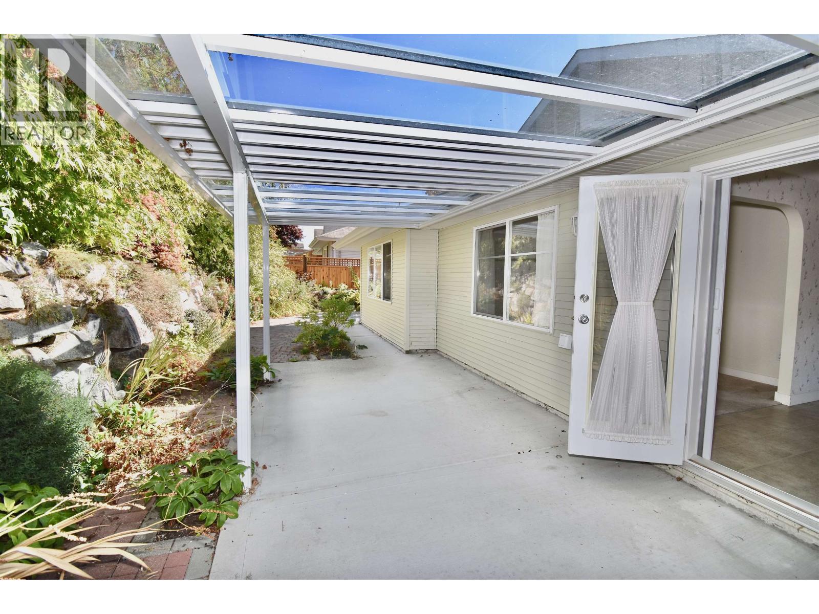 6346 WILLIAMS PLACE, Sechelt