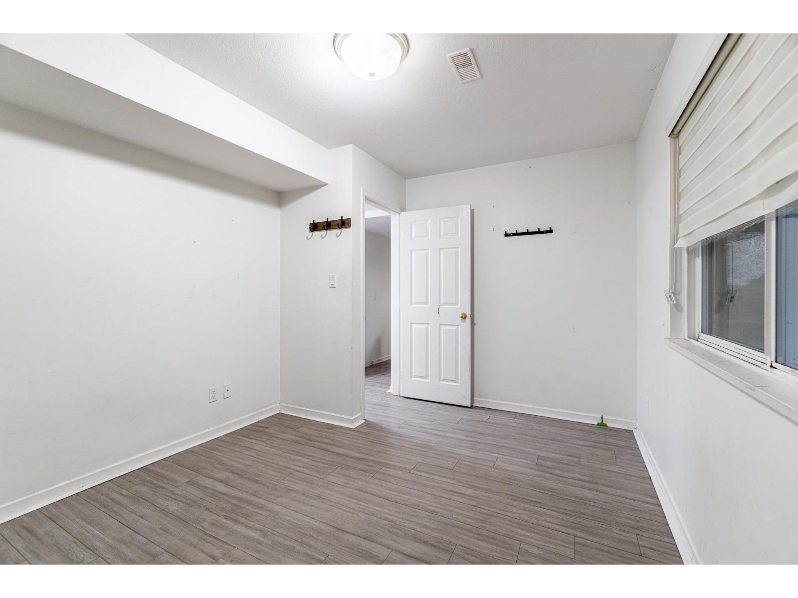 9540 WOODWARD STREET, Mission