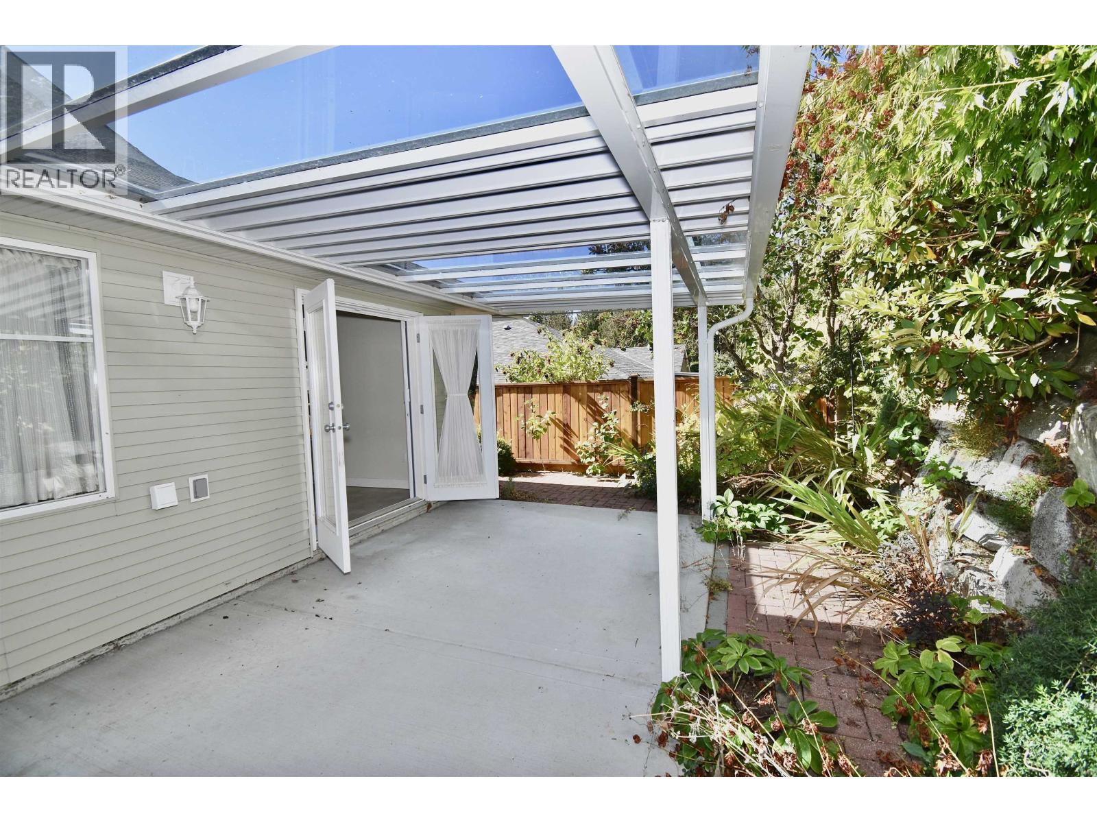 6346 WILLIAMS PLACE, Sechelt