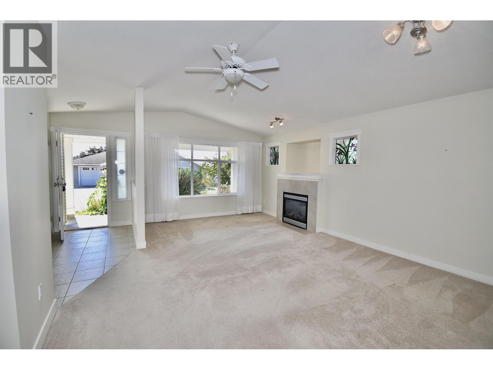 6346 WILLIAMS PLACE, Sechelt