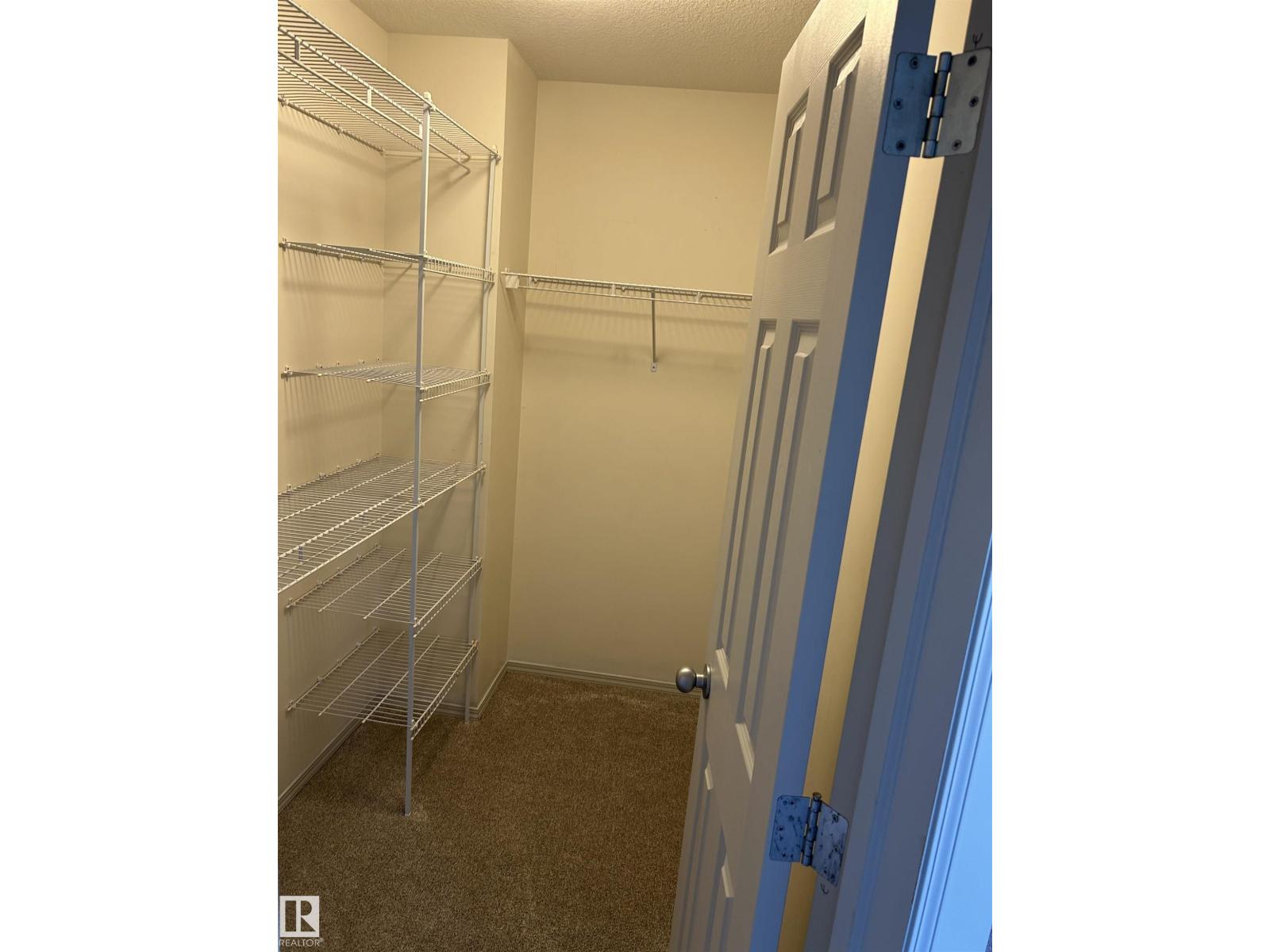 874 HIGHWOOD BV, Devon