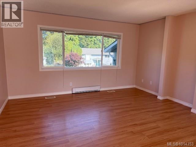 7370 Thunderbird Way, Port Hardy