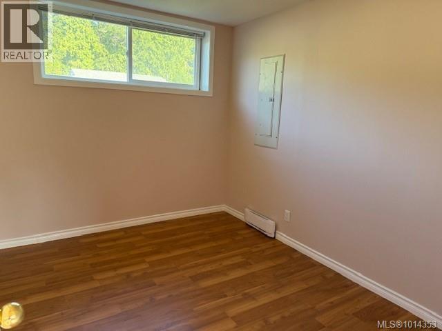 7370 Thunderbird Way, Port Hardy