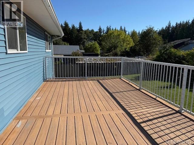 7370 Thunderbird Way, Port Hardy