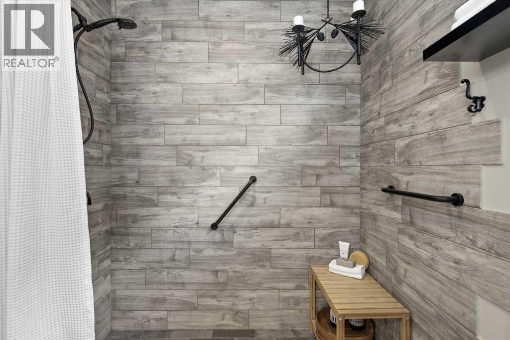 Single Family House for Sale in   Street NW Bowness Calgary 